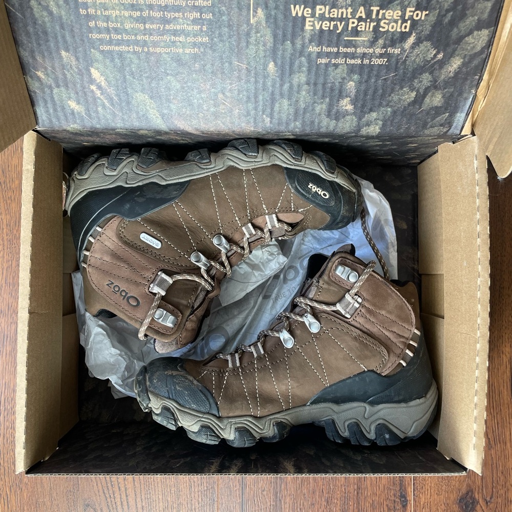 Women’s Obōz Hiking Boots
